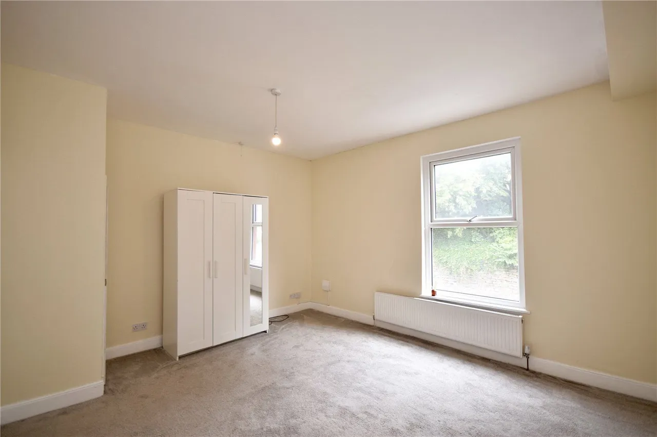 Manchester Road, Castleton, OL11, photo 5