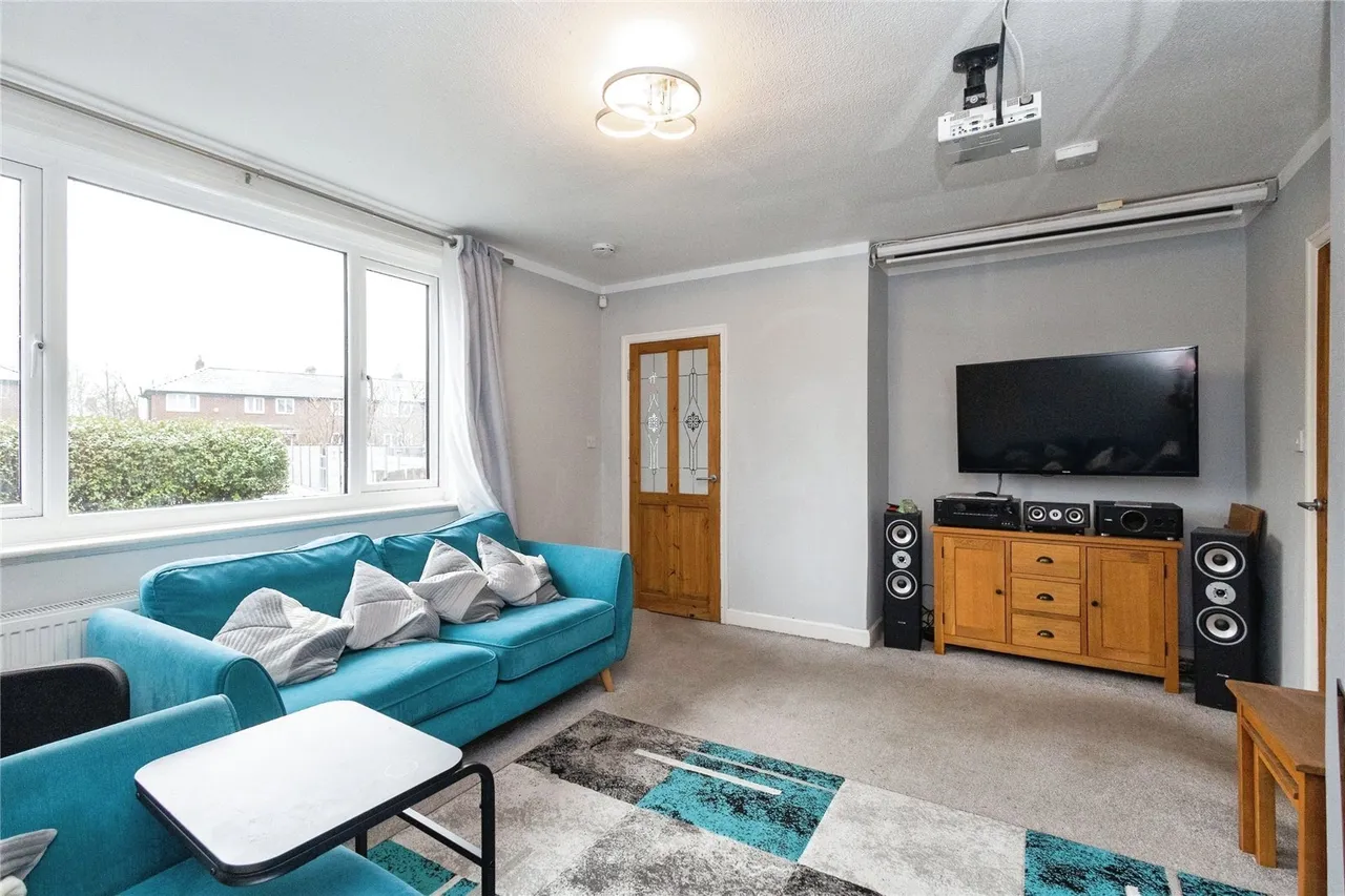 Highgate Crescent, Gorton, Manchester, Greater Manchester, M18, photo 4