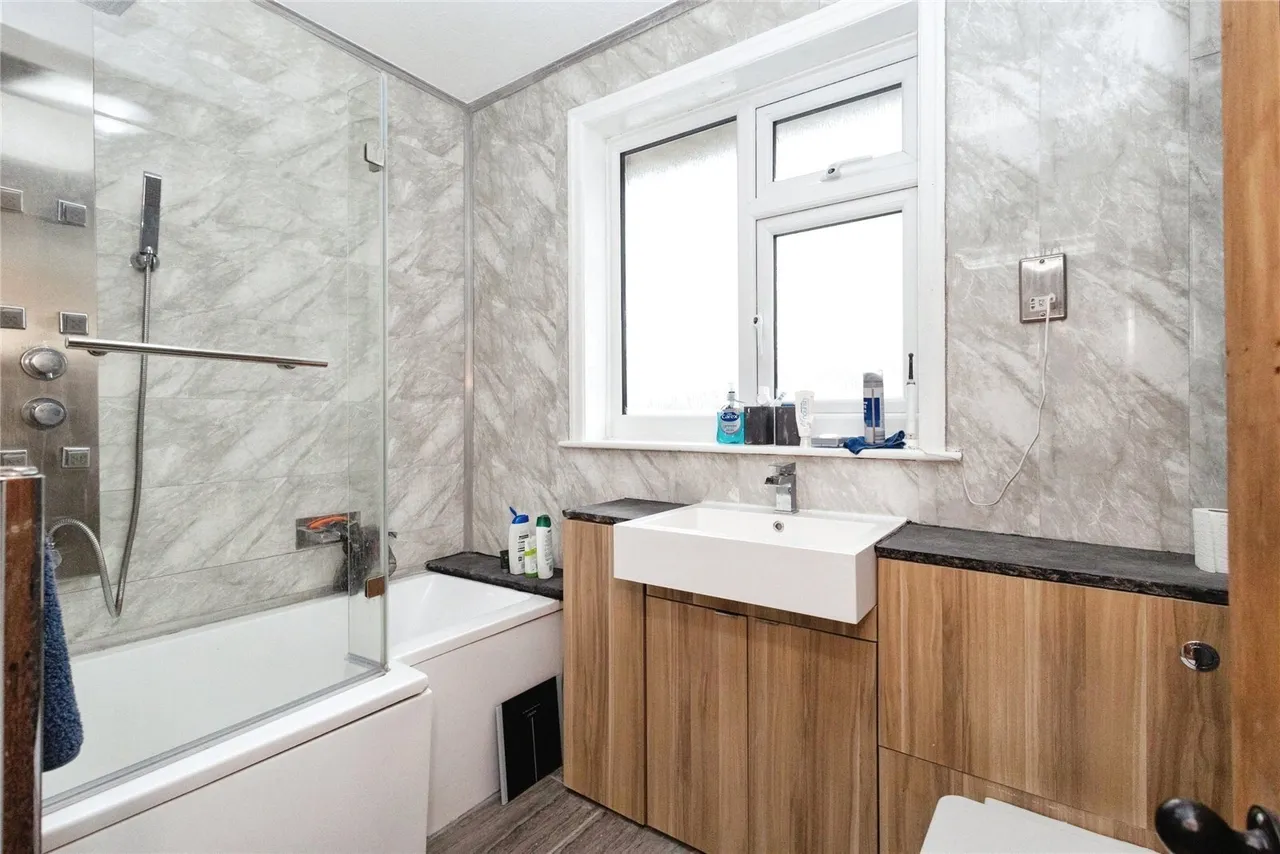 Highgate Crescent, Gorton, Manchester, Greater Manchester, M18, photo 17