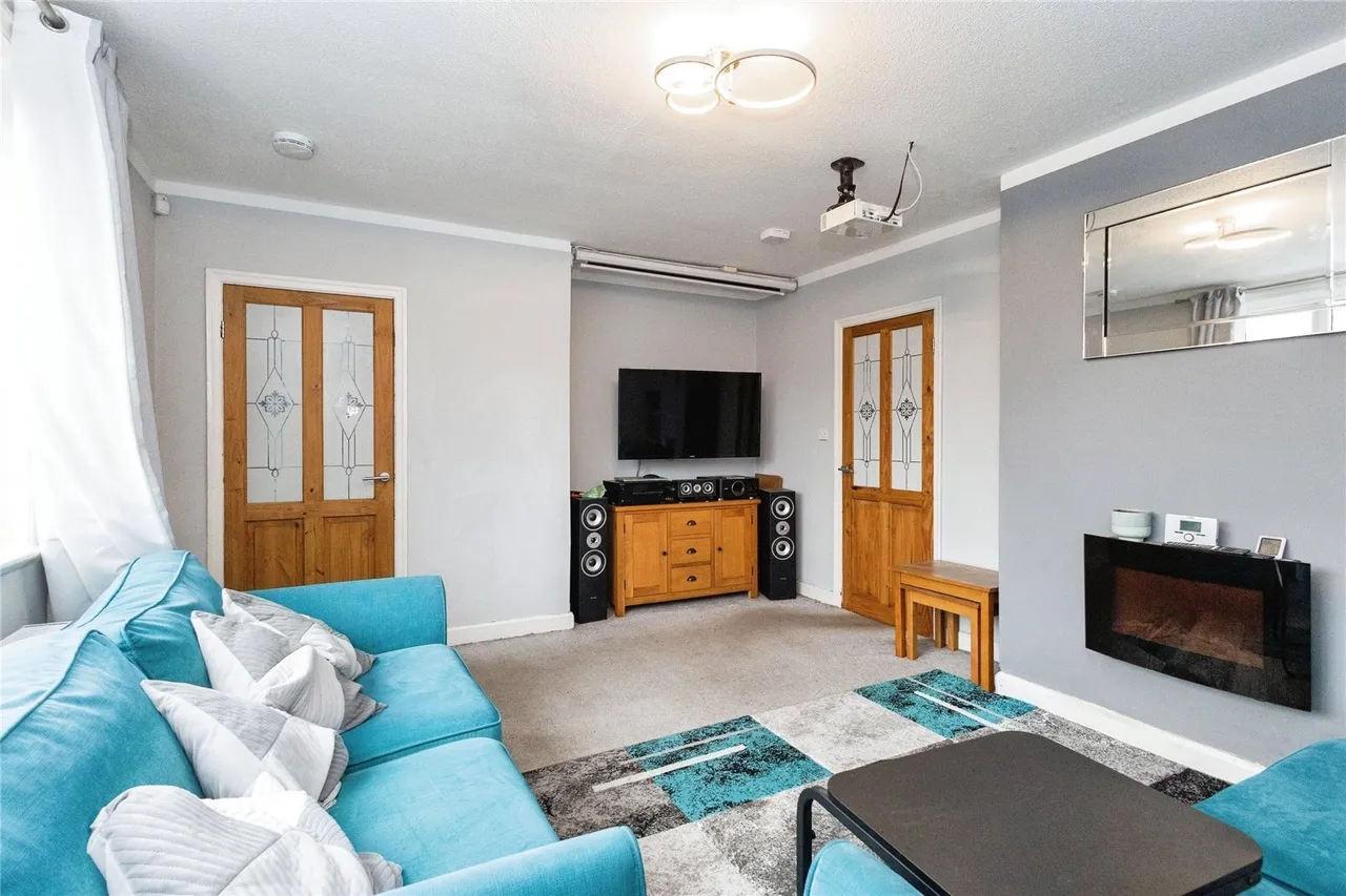 Highgate Crescent, Gorton, Manchester, Greater Manchester, M18, photo 3