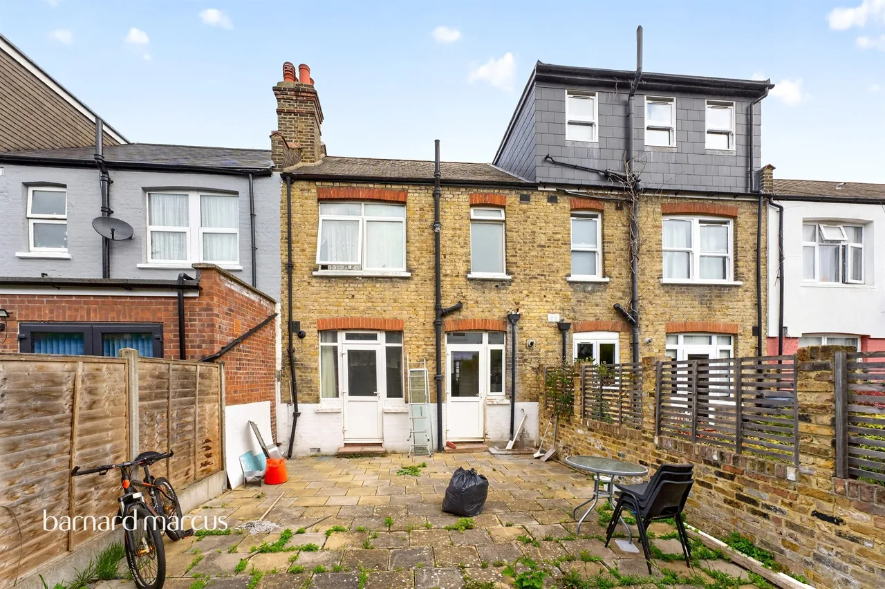 Thackeray Avenue, London, photo 8