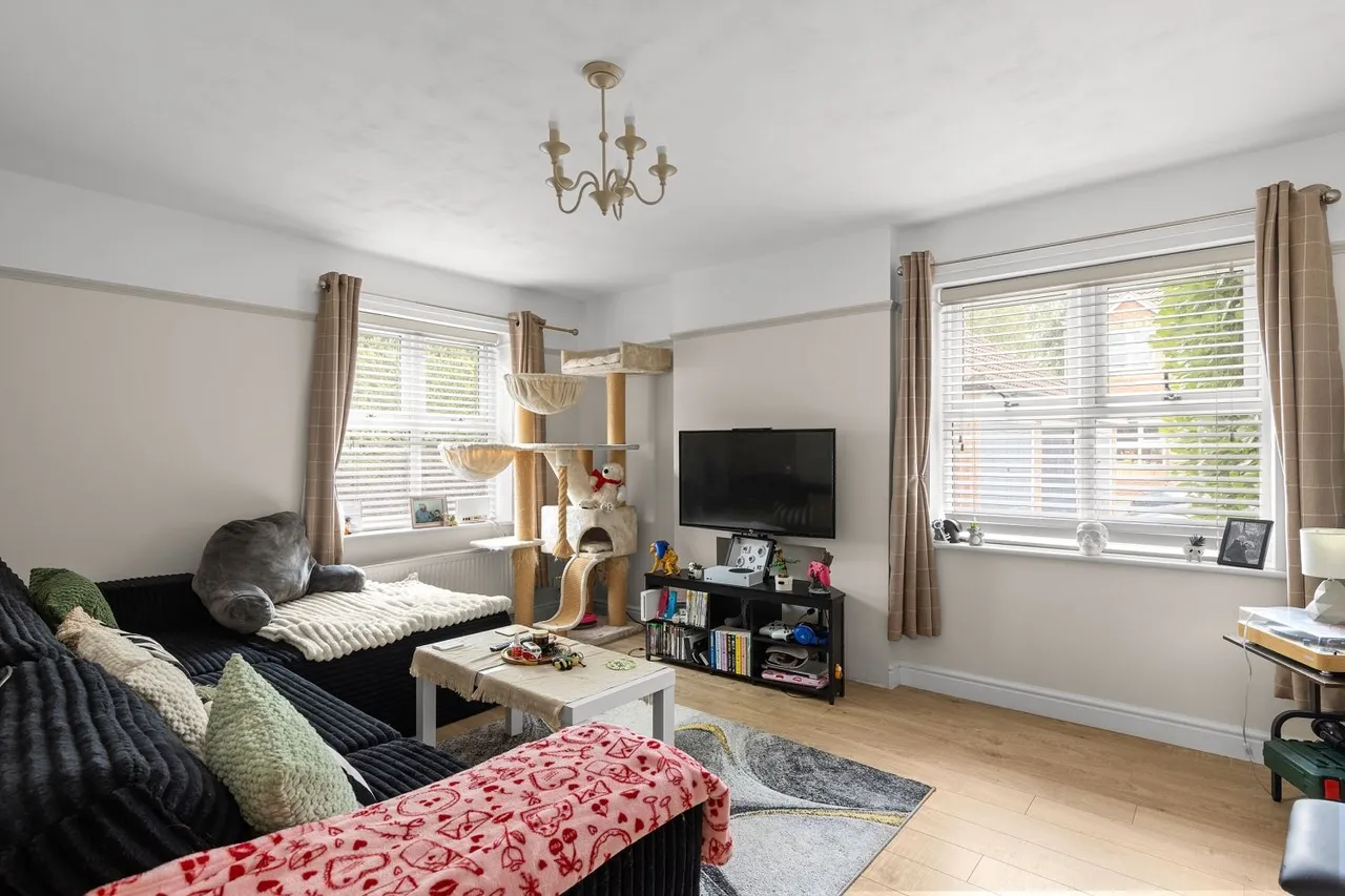Peartree Close, Barlby, YO8, photo 7