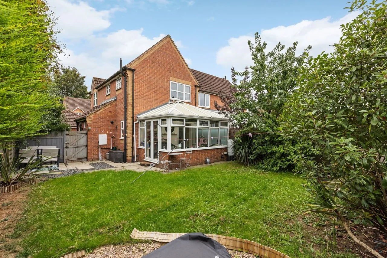 Peartree Close, Barlby, YO8, photo 4