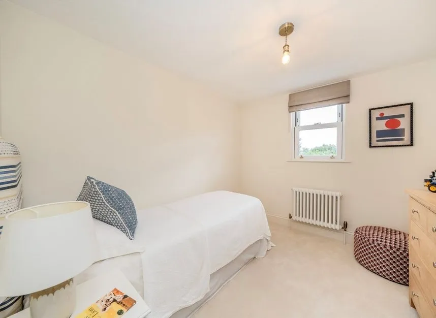 Enfield Road, Brentford, TW8, photo 5