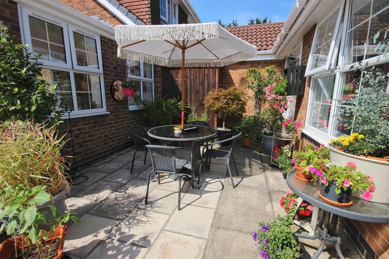 Hull Road, Great Hatfield (Seaton), photo 41