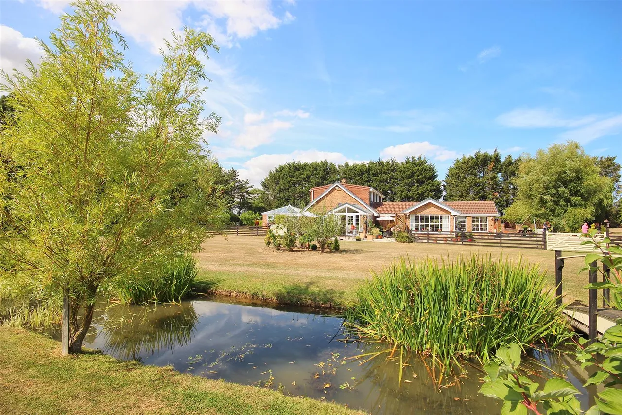 Hull Road, Great Hatfield (Seaton), photo 3