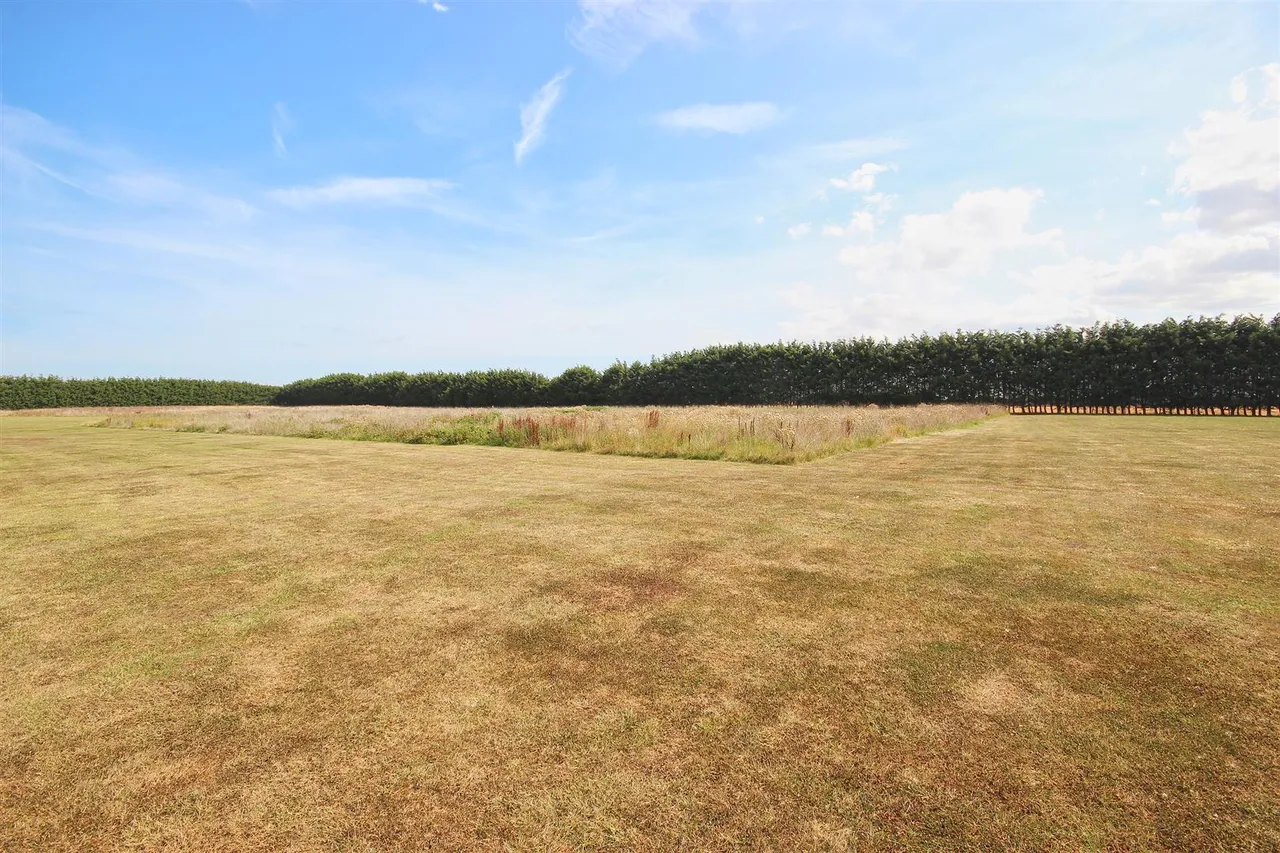 Hull Road, Great Hatfield (Seaton), photo 45