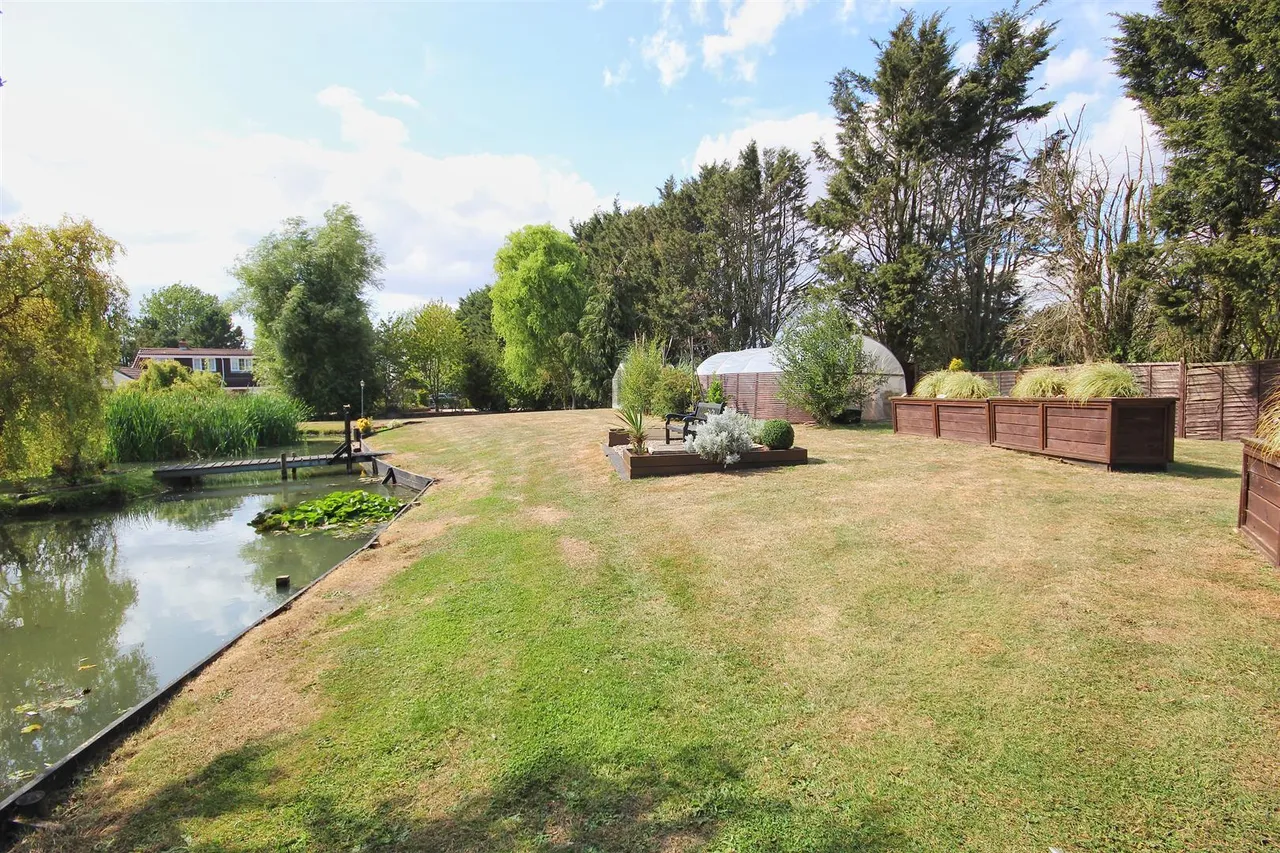 Hull Road, Great Hatfield (Seaton), photo 49