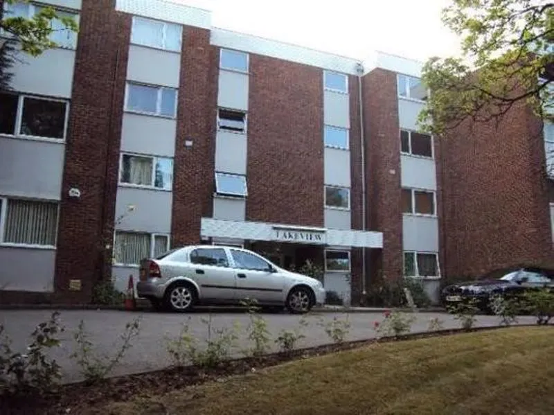 2 bed flat for sale — New Bedford Road, Luton LU3 1NB