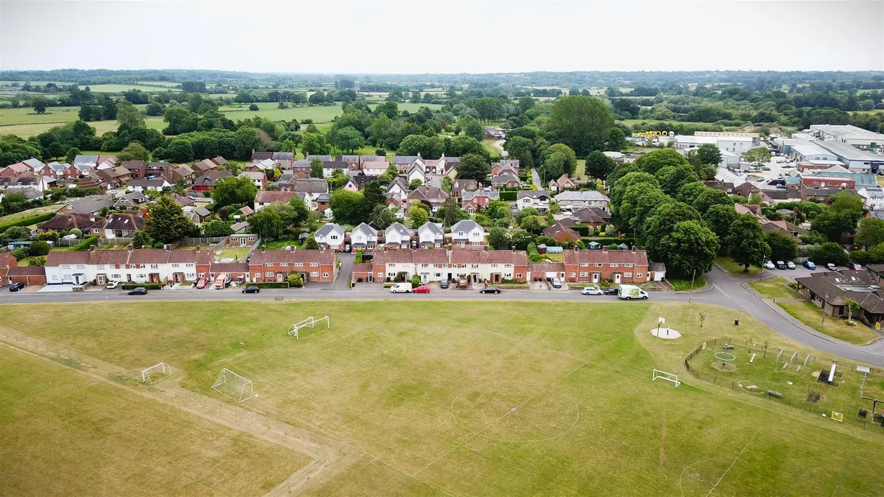 Churchill Close Sturminster Marshall, Wimborne BH21 4BQ, photo 14