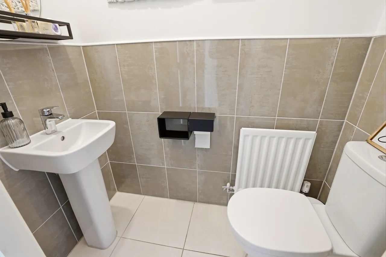 Crimson Drive, Hatfield, DN7, photo 12