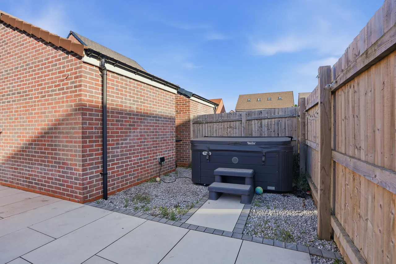 Crimson Drive, Hatfield, DN7, photo 26