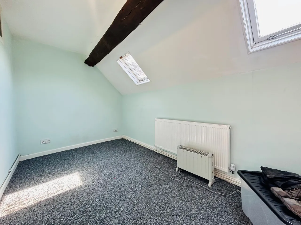Off St John Street, ASHBOURNE, photo 4