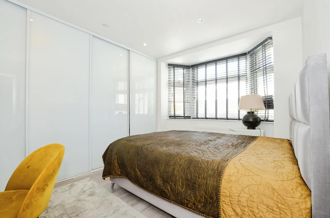 Charter Way, London, N14, photo 13