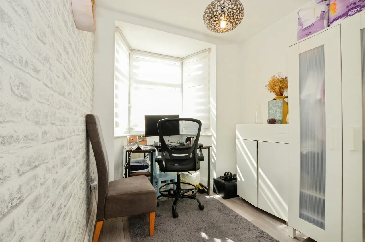 Charter Way, London, N14, photo 15
