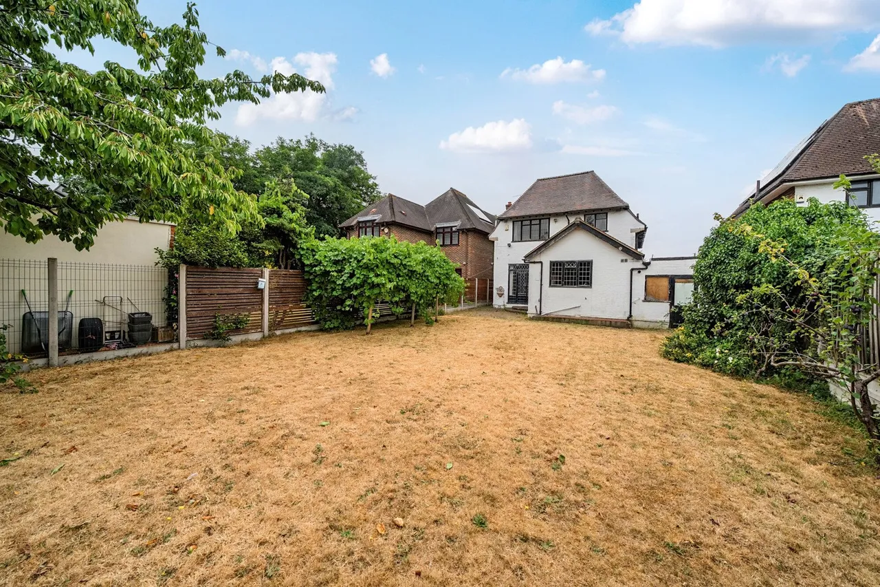 Eltham Palace Road, SE9, photo 20