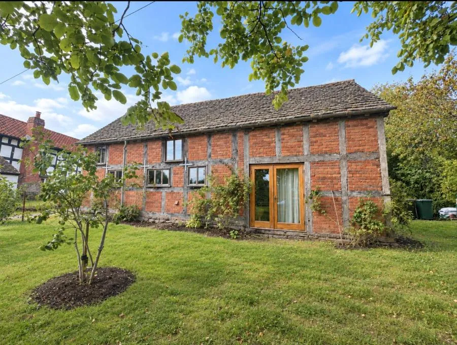 2 bed house to rent, Almeley, Hereford, HR3