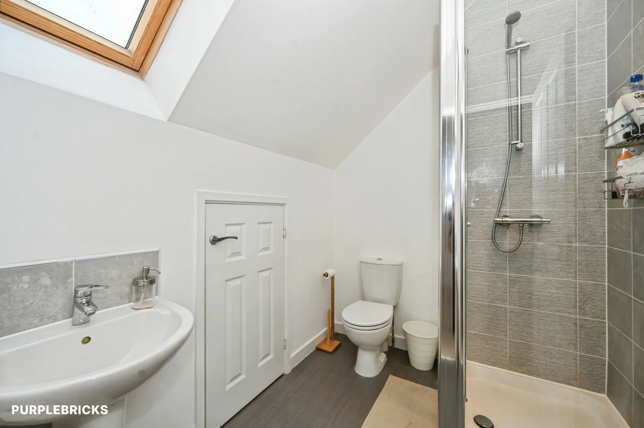 Castlefields Avenue East, Runcorn, WA7, photo 12