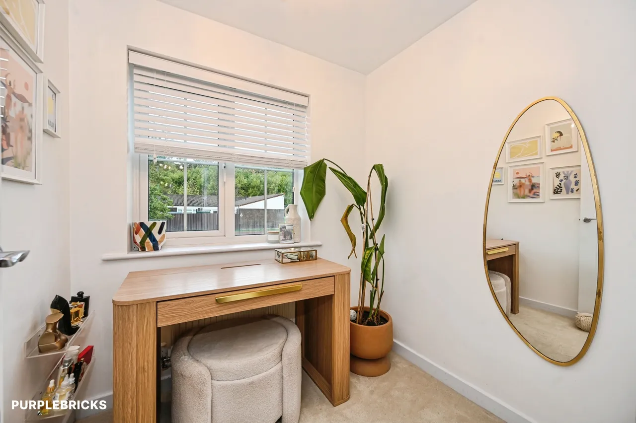 Castlefields Avenue East, Runcorn, WA7, photo 11