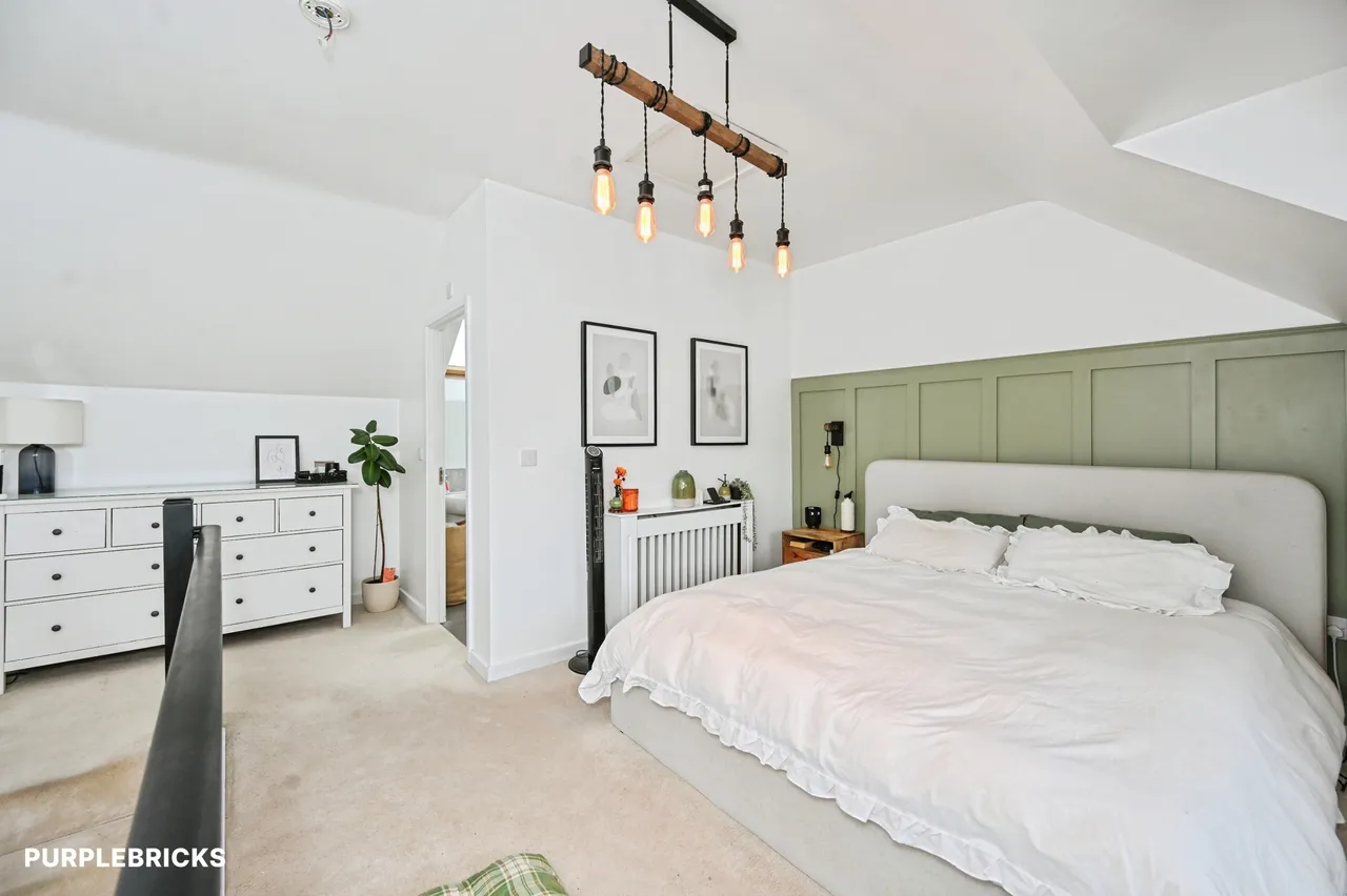 Castlefields Avenue East, Runcorn, WA7, photo 9