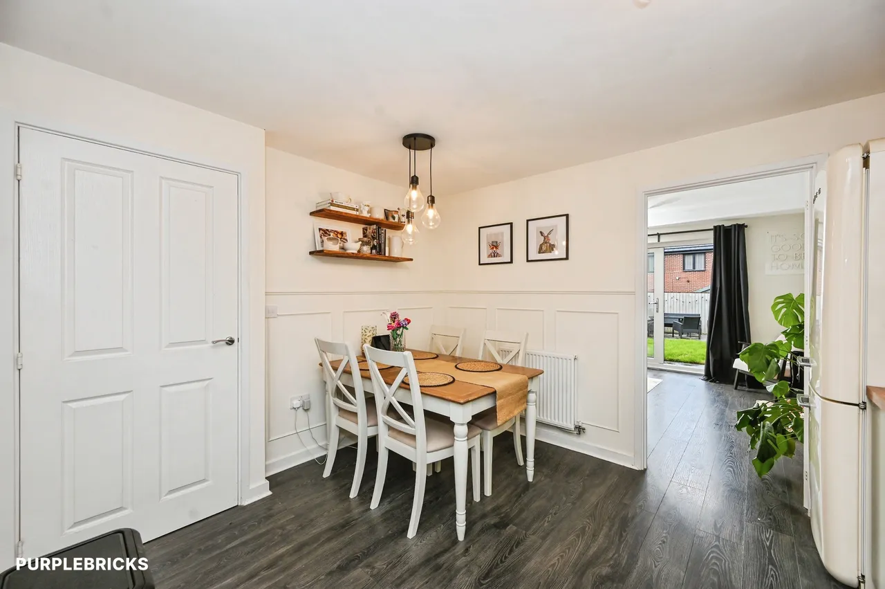 Castlefields Avenue East, Runcorn, WA7, photo 6