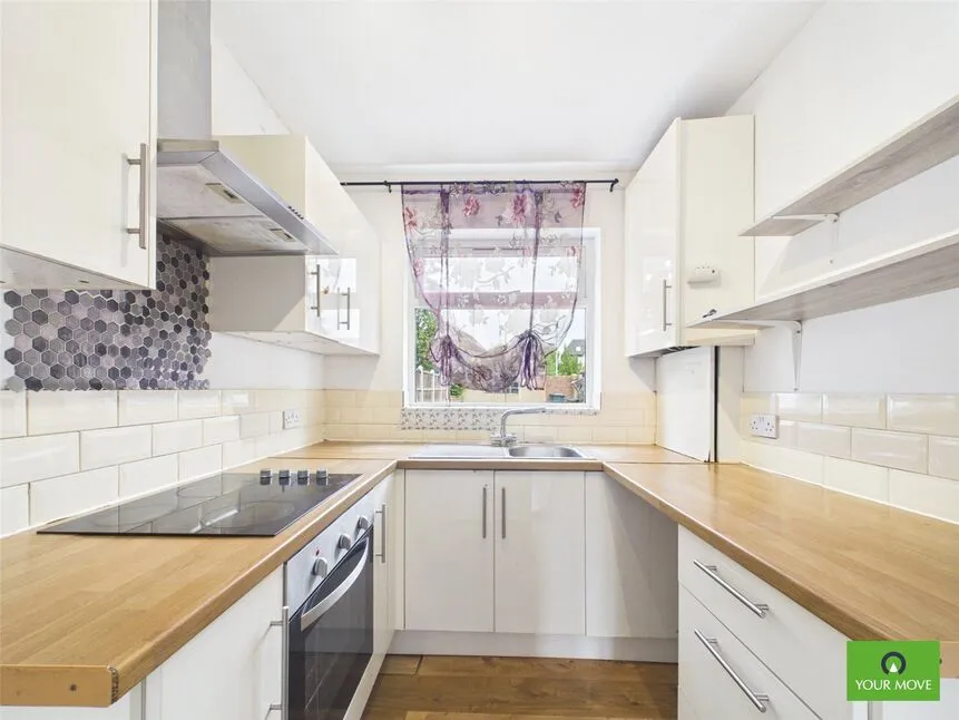Kingsmead Avenue, Romford, RM1, photo 5