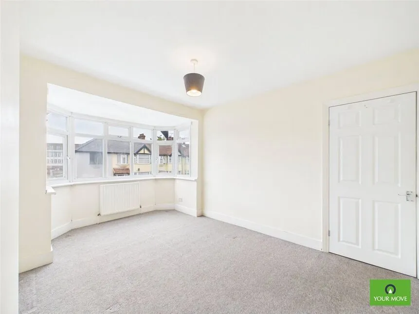Kingsmead Avenue, Romford, RM1, photo 7