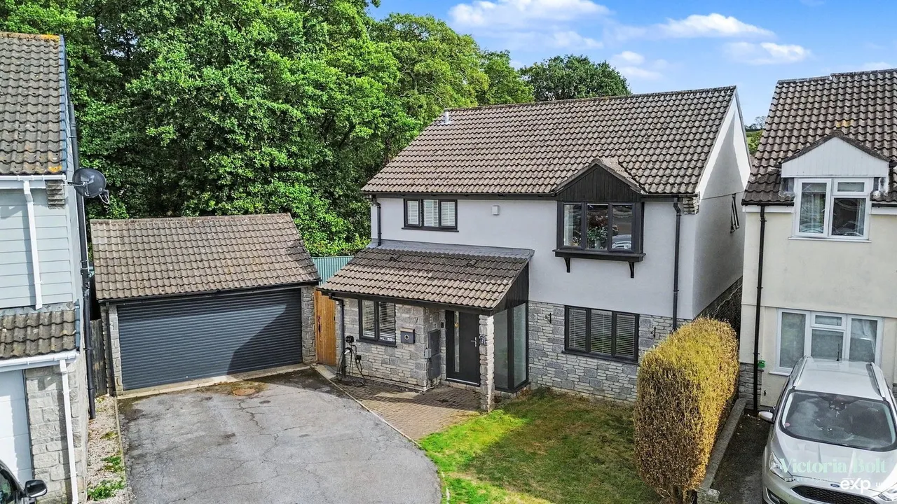 The Pippins, Ivybridge, photo 2