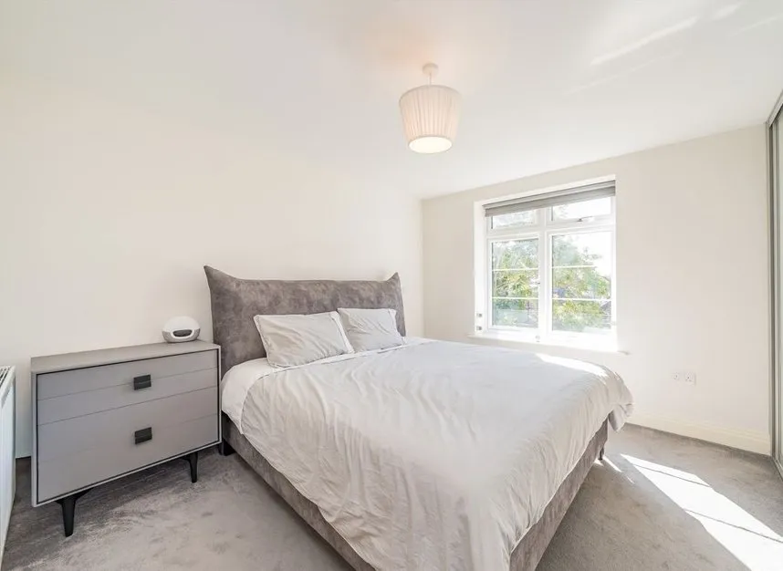 Samuelson Place, Isleworth, TW7, photo 3