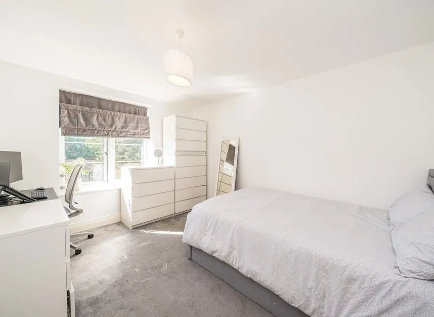 Samuelson Place, Isleworth, TW7, photo 4