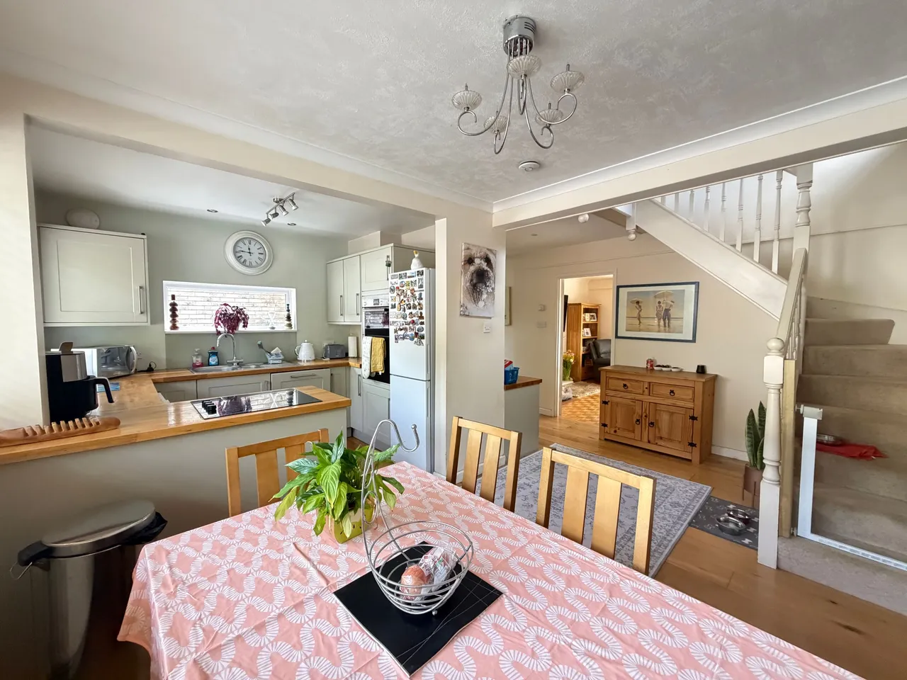 Park Drive, Cranleigh, GU6, photo 2