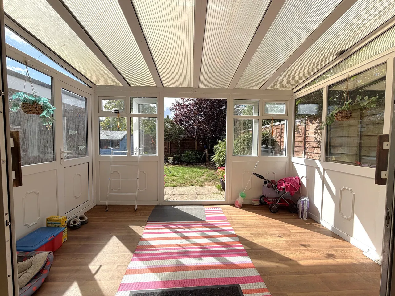 Park Drive, Cranleigh, GU6, photo 6