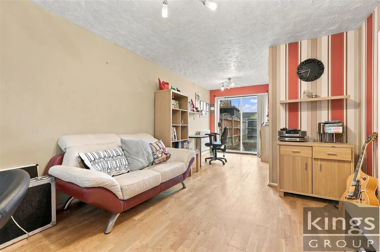 Davenport, Harlow, photo 2