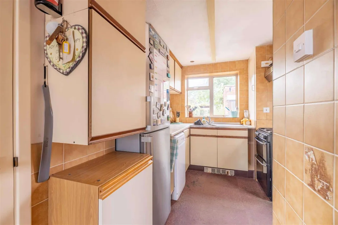 Ashbrook Road, Old Windsor, SL4, photo 5