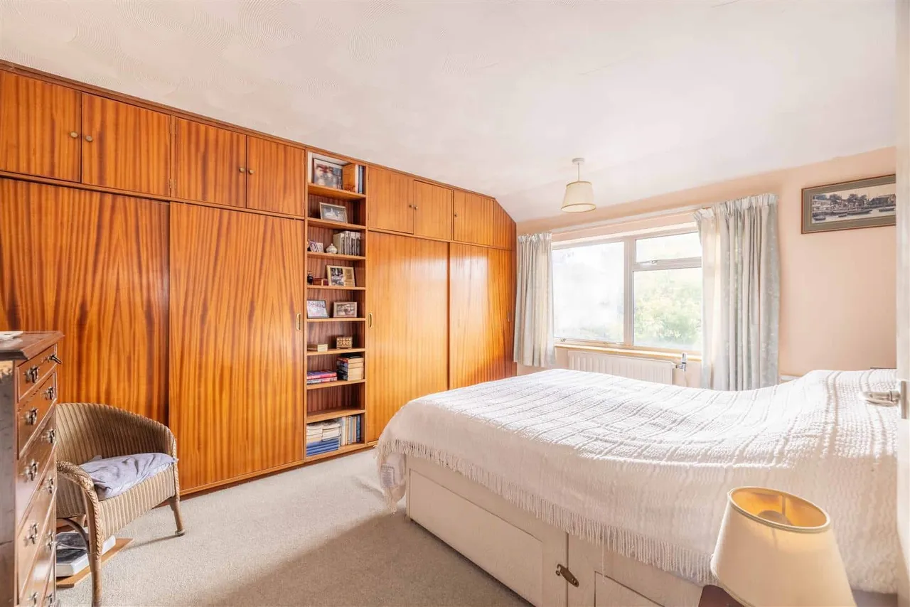 Ashbrook Road, Old Windsor, SL4, photo 8