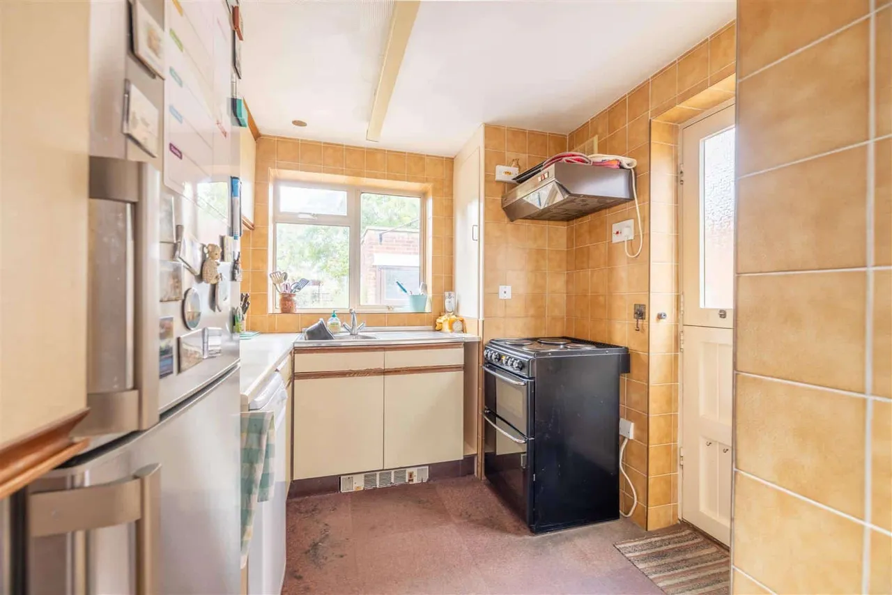 Ashbrook Road, Old Windsor, SL4, photo 6