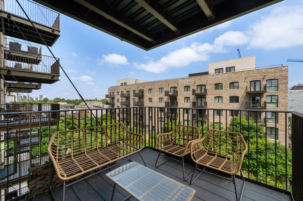 2 bed flat for sale, The Brentford Project, Brentford, TW8