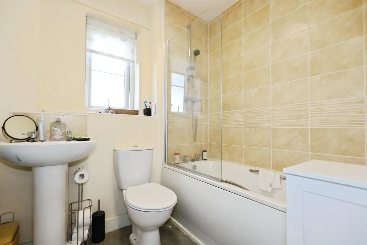 Gibberd Way, Kidderminster, DY10, photo 16