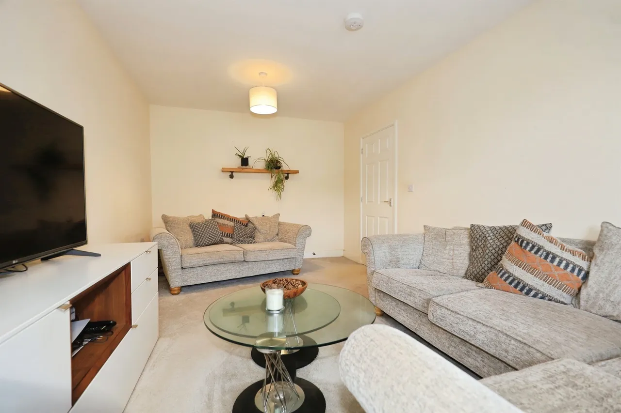 Gibberd Way, Kidderminster, DY10, photo 3