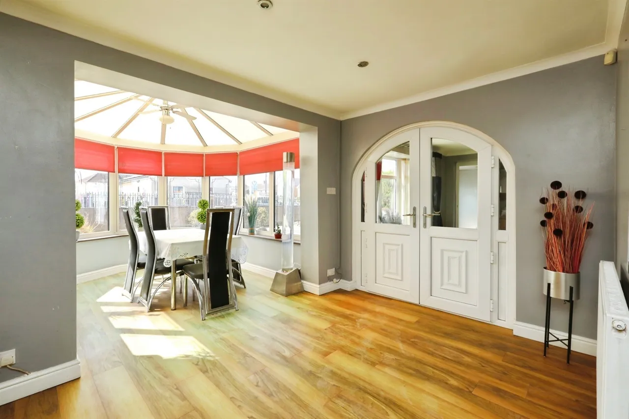 Broadwater Drive, Dunscroft, DN7, photo 8