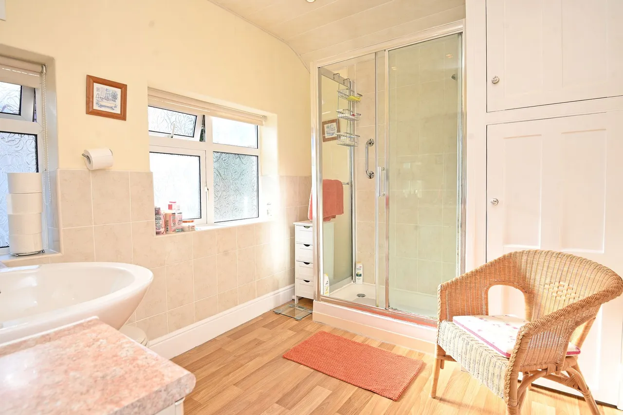 Yewdale Road, Harrogate, HG2, photo 13