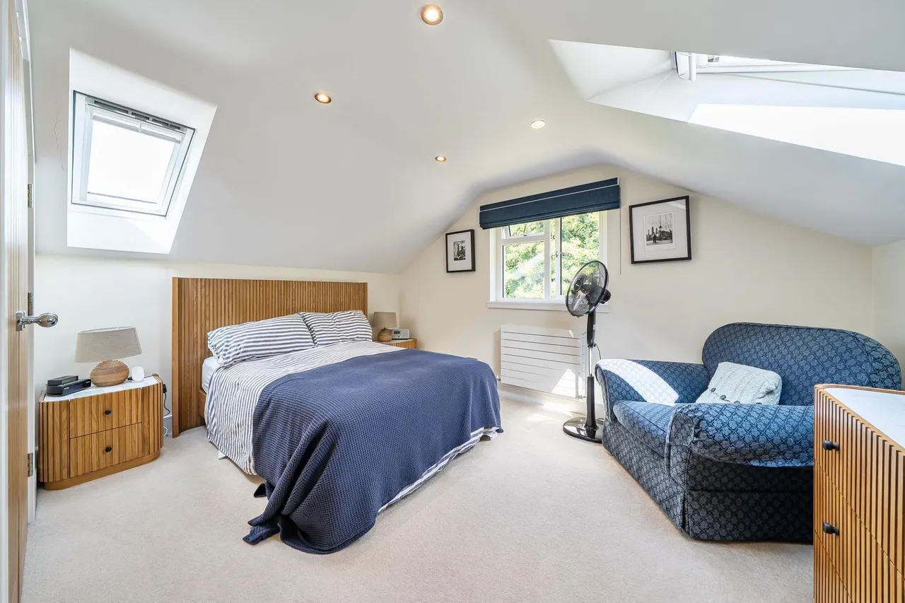 Long Hill, Woldingham, CR3, photo 17