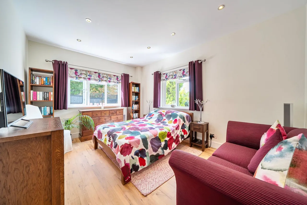 Long Hill, Woldingham, CR3, photo 19