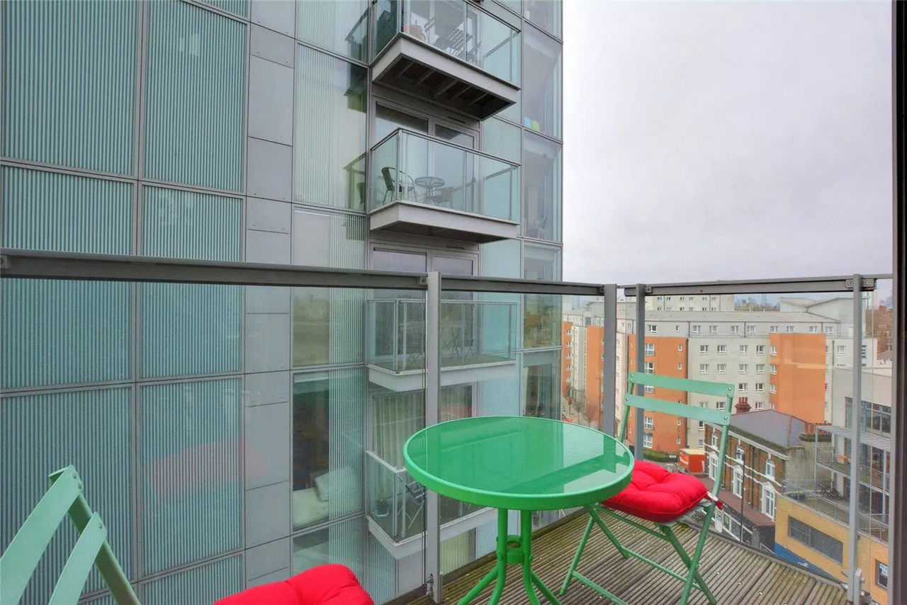 Dancers Way, London, SE8, photo 18