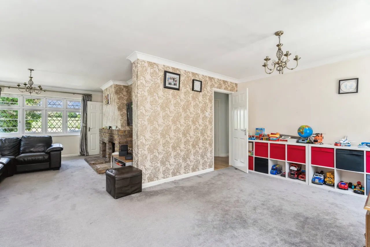 Old Watford Road, Bricket Wood, AL2, photo 2