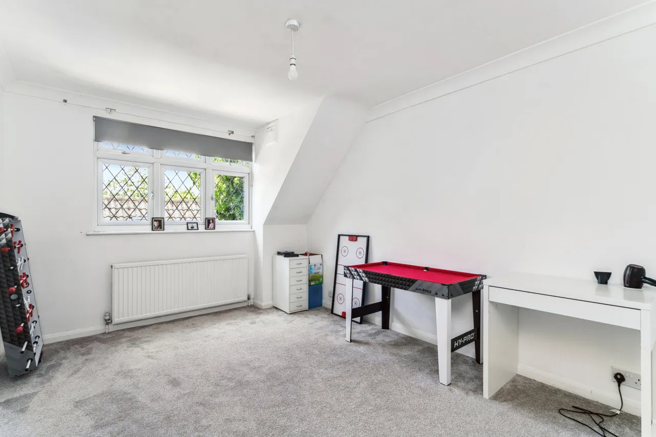 Old Watford Road, Bricket Wood, AL2, photo 6