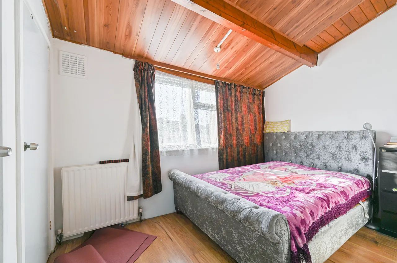 4 bed house for sale — 5 Mount Ephraim Lane, London
