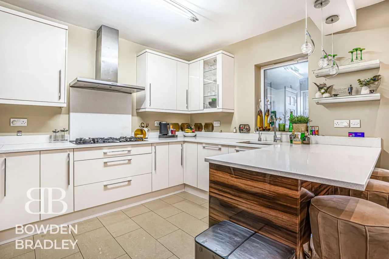Kingston Road, Ilford, IG1, photo 42