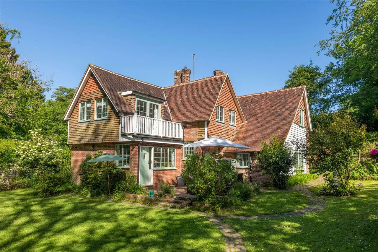 Slip Mill Lane, Hawkhurst, Cranbrook, Kent, TN18 5AB, photo 3