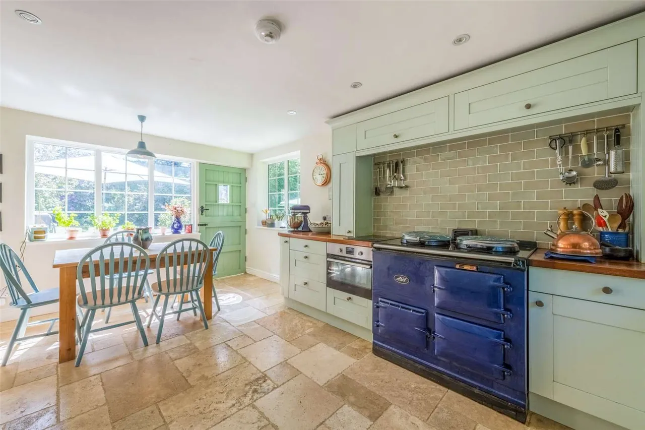 Slip Mill Lane, Hawkhurst, Cranbrook, Kent, TN18 5AB, photo 4